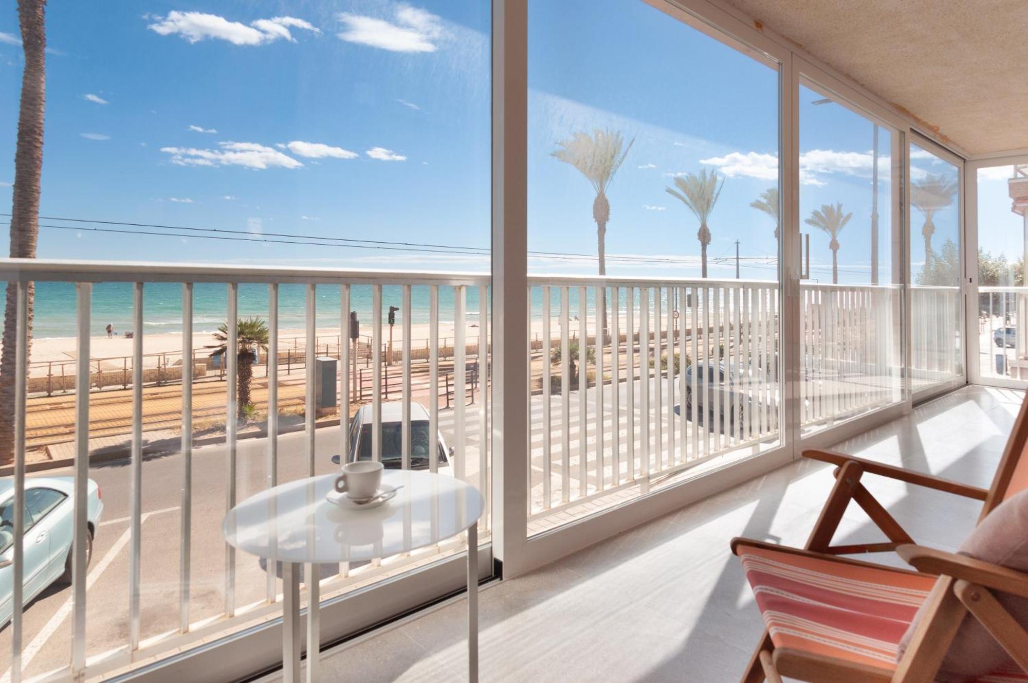 Sohosuites Campello Beach El Campello Exteriör bild